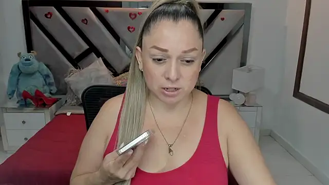 natalia5560 online show from 10-25-25, 01:23