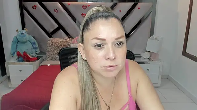 natalia5560 online show from 10-29-25, 12:48