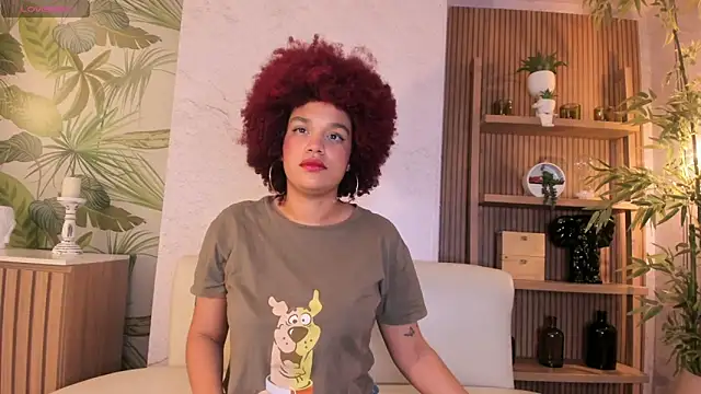 Snapshot of loladupont chatting on 03-23-26, 03:17 loladupont online show from 03-23-26, 03:17