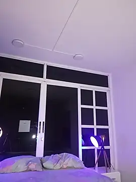 Snapshot of loladupont chatting on 04-08-26, 02:46 loladupont online show from 04-08-26, 02:46