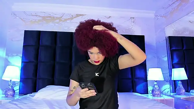 Snapshot of loladupont chatting on 03-06-26, 03:12 loladupont online show from 03-06-26, 03:12