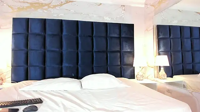 Snapshot of loladupont chatting on 02-27-26, 03:07 loladupont online show from 02-27-26, 03:07