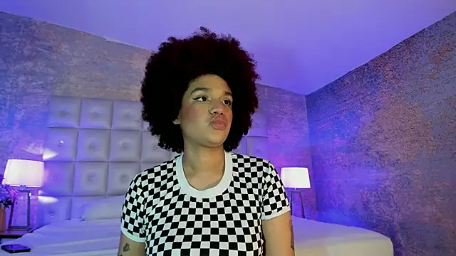 Snapshot of loladupont chatting on 02-23-26, 03:08 loladupont online show from 02-23-26, 03:08