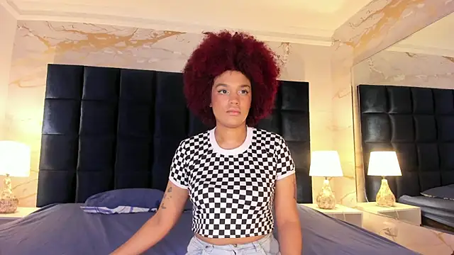 Snapshot of loladupont chatting on 03-15-26, 03:13 loladupont online show from 03-15-26, 03:13