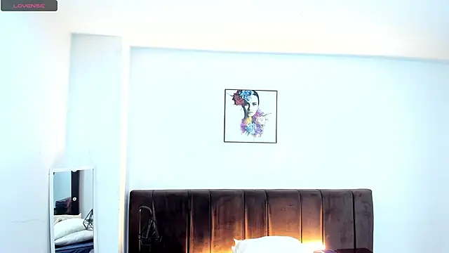 AbrilSonne online show from 03-14-25, 11:22