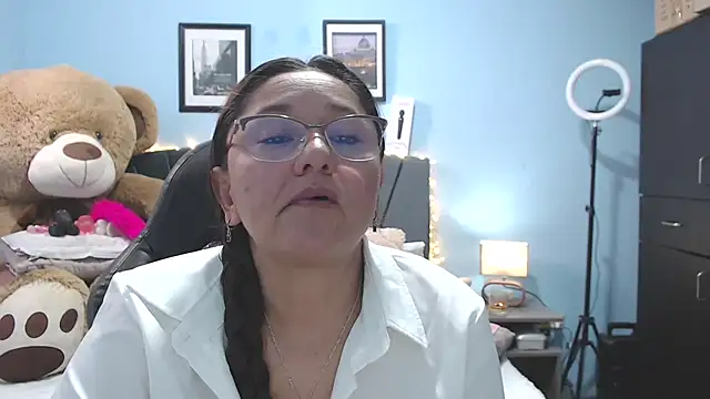 Snapshot of AngelRouss chatting on 10-21-25, 07:13 AngelRouss online show from 10-21-25, 07:13