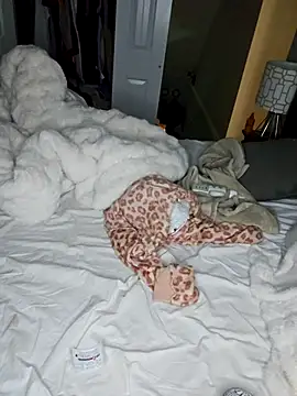 Snapshot of stunnaagirll chatting on 11-04-25, 08:18 stunnaagirll online show from 11-04-25, 08:18