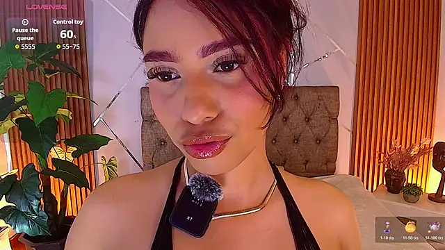 charlottee white online show from 05-01-26, 09:53