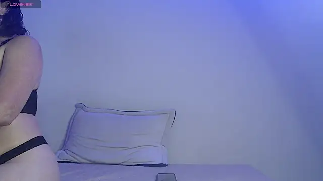 mimi heart online show from 01-14-25, 04:47