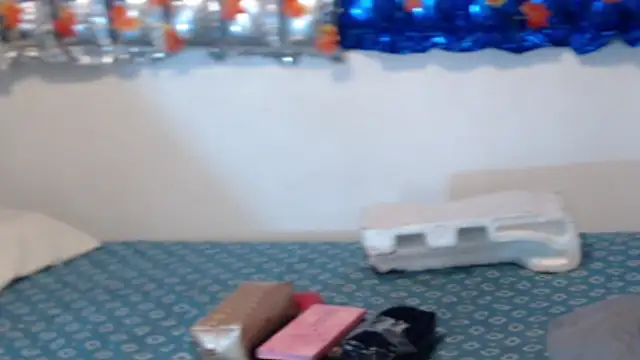 thaly funn online show from 03-01-25, 08:21