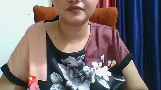 Snapshot of Riya_Stream01 chatting on 04-17-26, 05:27 Riya Stream01 online show from 04-17-26, 05:27