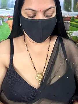 FlatVincy4 online show from 11-06-25, 03:54