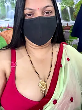 FlatVincy4 online show from 10-30-25, 03:27