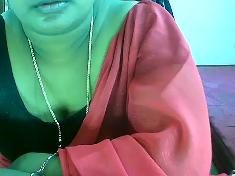 Snapshot of telugu_indhu_0001 chatting on 06-12-26, 06:11 telugu indhu 0001 online show from 06-12-26, 06:11
