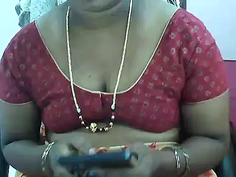 Snapshot of telugu_indhu_0001 chatting on 06-05-26, 06:52 telugu indhu 0001 online show from 06-05-26, 06:52