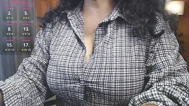 Snapshot of hot_menka chatting on 06-16-26, 09:31 hot menka online show from 06-16-26, 09:31
