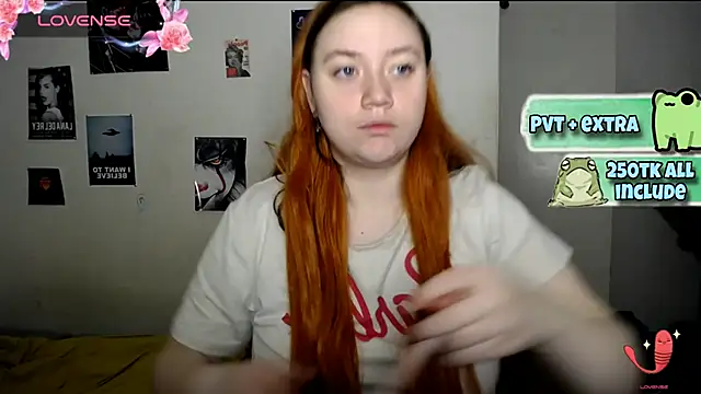 Snapshot of Bitchy_Lily chatting on 01-12-25, 02:09 Bitchy Lily online show from 01-12-25, 02:09