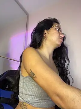 Rosita forever  online show from 03-28-26, 03:57