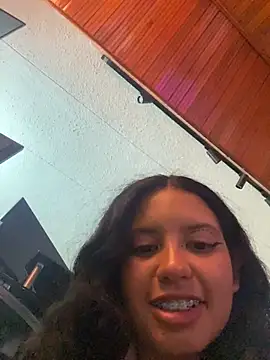 Rosita forever  online show from 05-26-26, 06:17