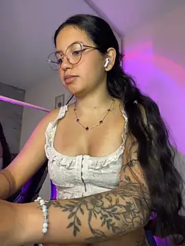 Rosita forever  online show from 05-11-26, 04:04