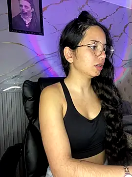 Rosita forever  online show from 10-23-25, 07:23