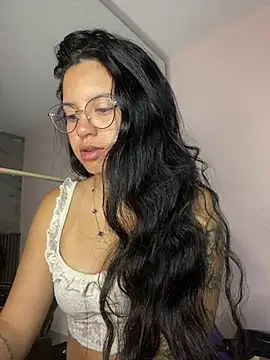 Snapshot of Rosita_forever_ chatting on 02-23-26, 02:28 Rosita forever online show from 02-23-26, 02:28