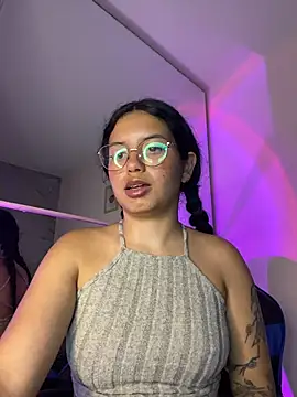 Rosita forever  online show from 04-15-26, 01:55