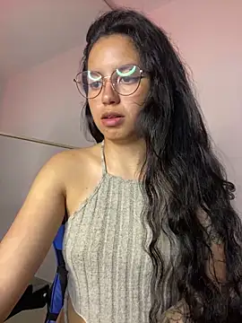 Rosita forever  online show from 11-29-25, 02:44