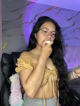 Rosita forever  online show from 10-06-25, 01:23