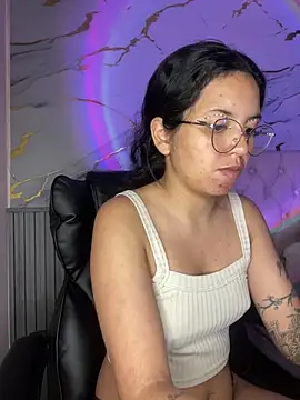 Rosita forever  online show from 10-08-25, 02:57