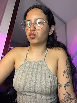 Rosita forever  online show from 05-26-26, 02:20
