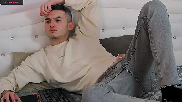 Devin Jay online show from 02-10-25, 01:57