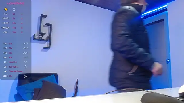 Saori san  online show from 01-04-25, 01:31