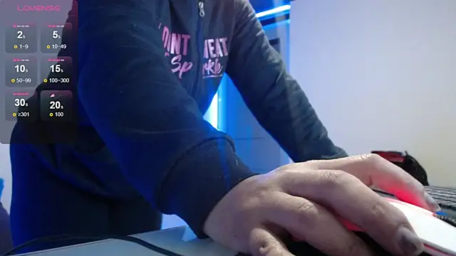 Saori san  online show from 12-28-24, 01:49