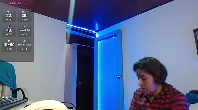 Saori san  online show from 12-26-24, 01:32