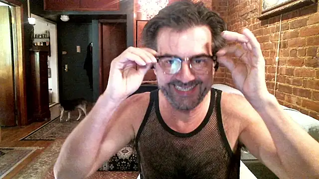 Johnny Bottoms online show from 05-03-26, 01:25