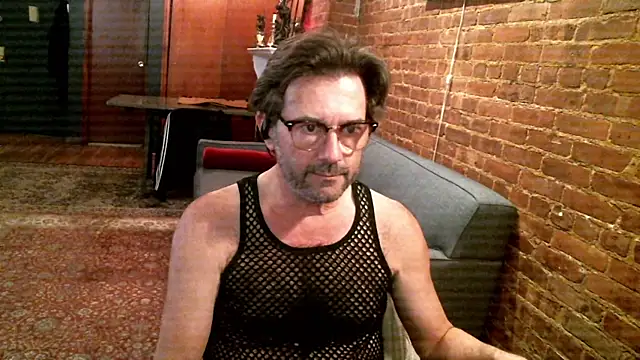 Johnny Bottoms online show from 05-10-26, 08:22