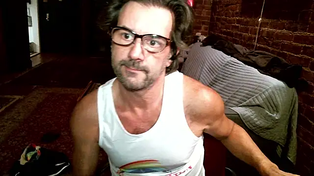 Johnny Bottoms online show from 12-20-25, 03:09