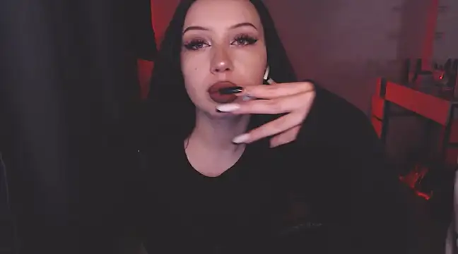 Snapshot of MoranaMissGod chatting on 02-12-25, 02:43 MoranaMissGod online show from 02-12-25, 02:43