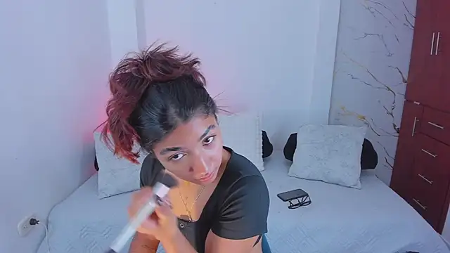 martina roldam online show from 04-07-26, 12:56