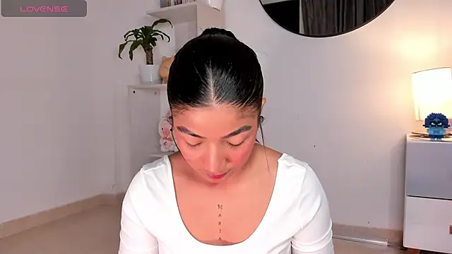 Snapshot of martina_roldam chatting on 02-13-25, 03:18 martina roldam online show from 02-13-25, 03:18