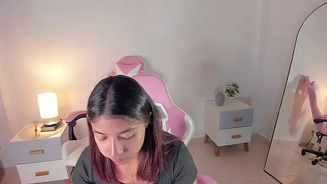 Snapshot of martina_roldam chatting on 09-30-25, 01:22 martina roldam online show from 09-30-25, 01:22