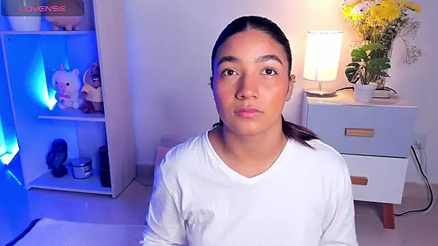 Snapshot of martina_roldam chatting on 01-24-25, 01:03 martina roldam online show from 01-24-25, 01:03