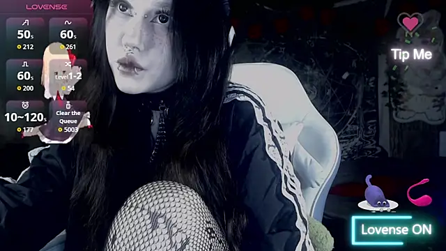 chloe crystall killer online show from 03-24-26, 06:35