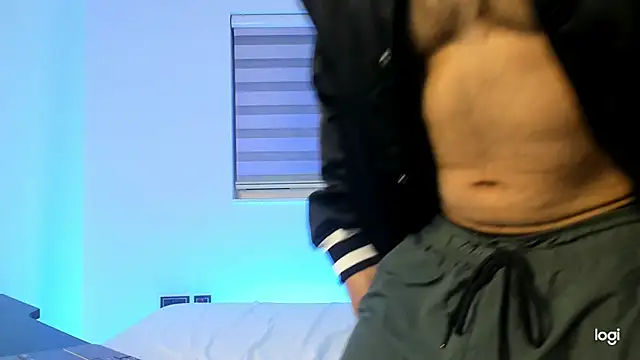 BradLeon  online show from 03-15-25, 01:19