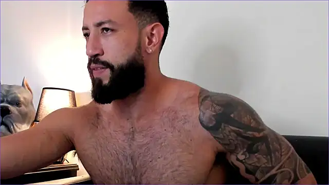 BradLeon  online show from 09-22-25, 02:56