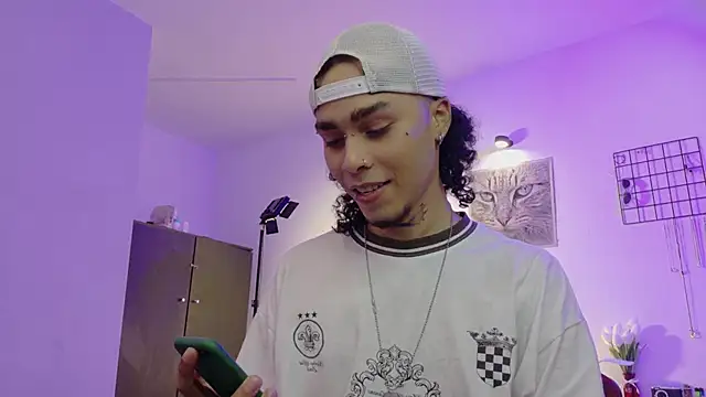 Snapshot of seven7xis chatting on 01-13-26, 04:16 seven7xis online show from 01-13-26, 04:16