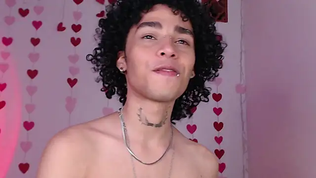 Snapshot of seven7xis chatting on 02-09-25, 09:26 seven7xis online show from 02-09-25, 09:26