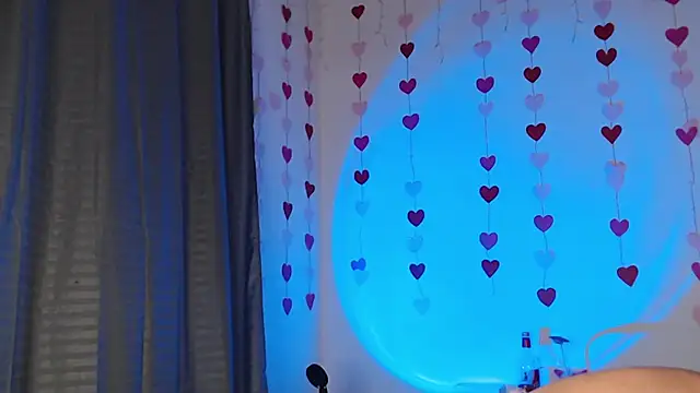 Snapshot of seven7xis chatting on 02-19-25, 05:49 seven7xis online show from 02-19-25, 05:49