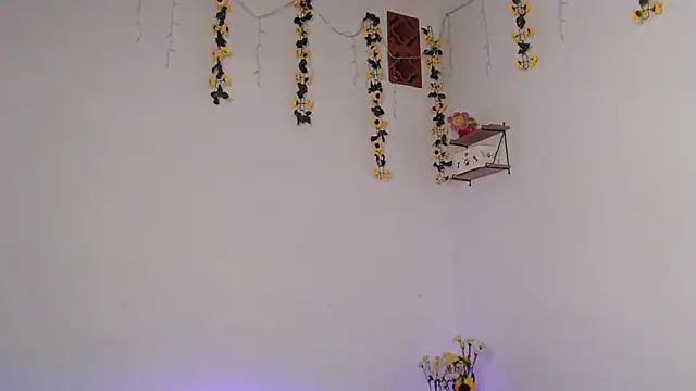 Snapshot of seven7xis chatting on 03-20-25, 05:13 seven7xis online show from 03-20-25, 05:13